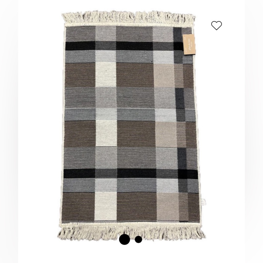 NWT Double Sided Rug 24”X 35”